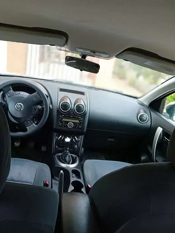 Usata Nissan Qashqai Visia 110 CV (80 kW) 2011 Bianco SUV
