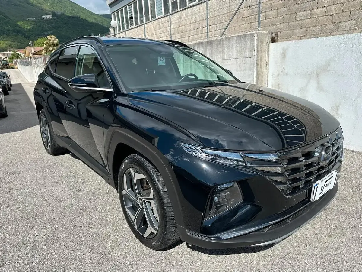 Usata Hyundai Tucson 179 CV (131 kW) 2022 Abyss black SUV
