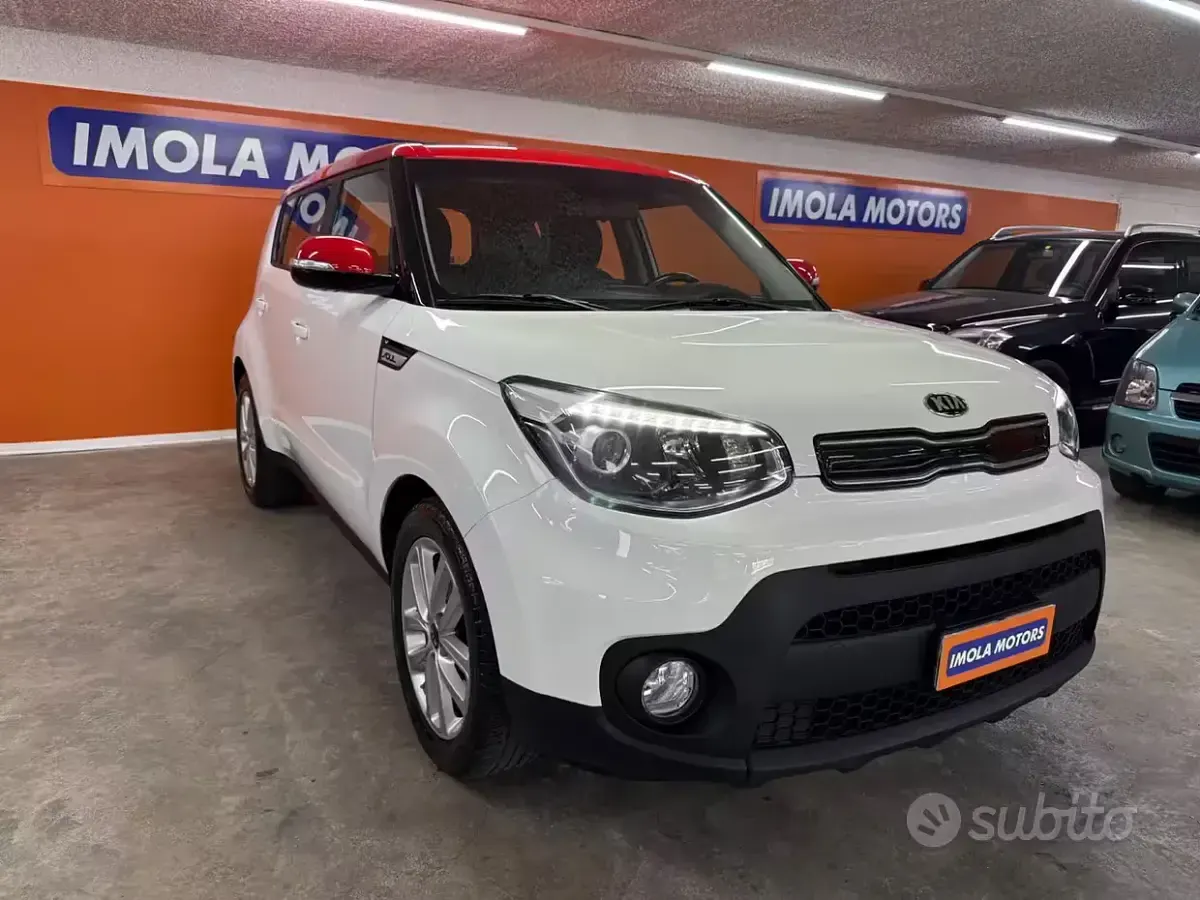 Usata Kia Soul 136 CV (100 kW) 2017 Bianco SUV