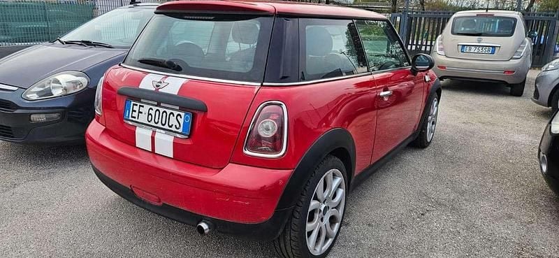 Usata Mini ONE 95 CV (69 kW) 2010 Rosso Utilitaria