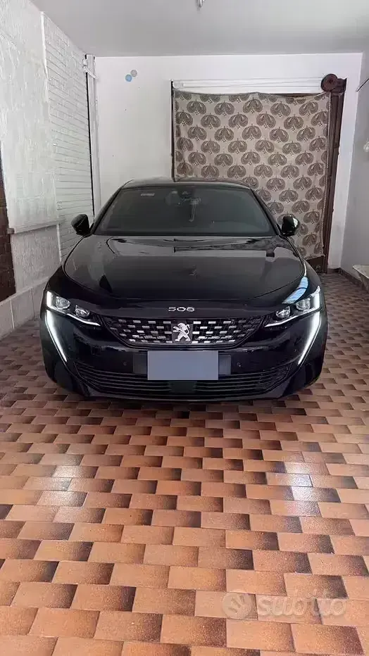 Usata Peugeot 508 131 CV (96 kW) 2021 Nero Berlina