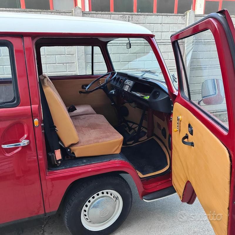 Usata VW T2 1970 Rosso Furgone