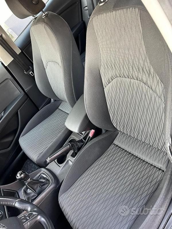 Usata Seat Leon 110 CV (80 kW) 2014 Grigio