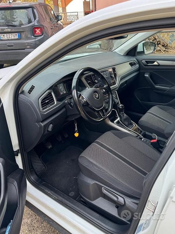Usata VW T-Roc 116 CV (85 kW) 2020 Bianco SUV