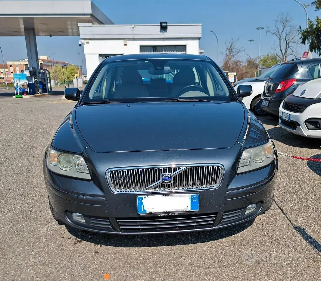 Usata Volvo V50 Momentum 136 CV (100 kW) 2006 Station wagon