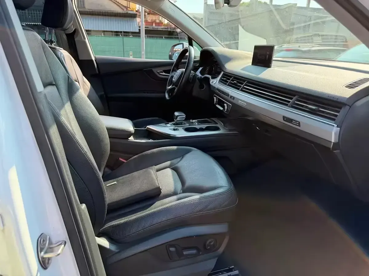 Usata Audi Q7 Business Plus 272 CV (200 kW) 2016 Bianco SUV