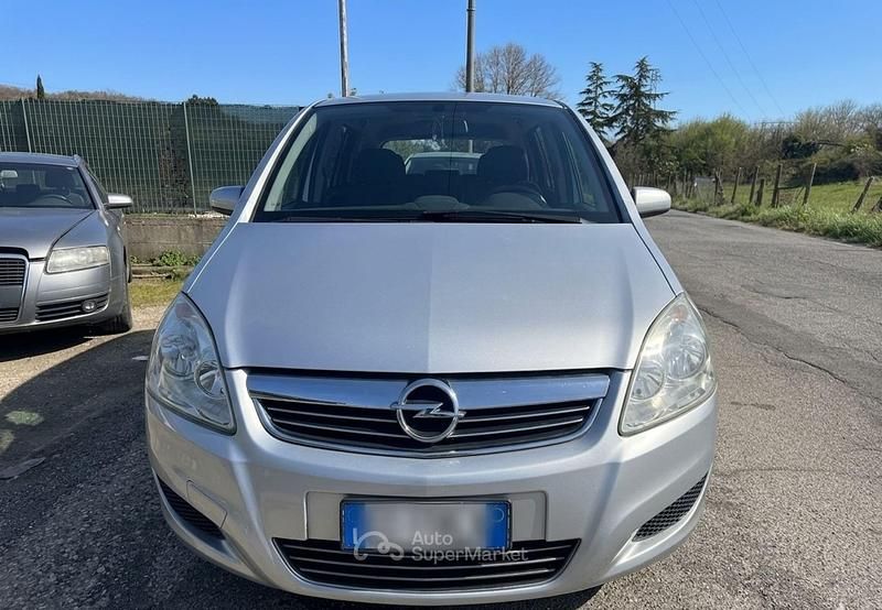 Occasion Opel Zafira 140 ch (102 kW) 2010 Argent Monospace