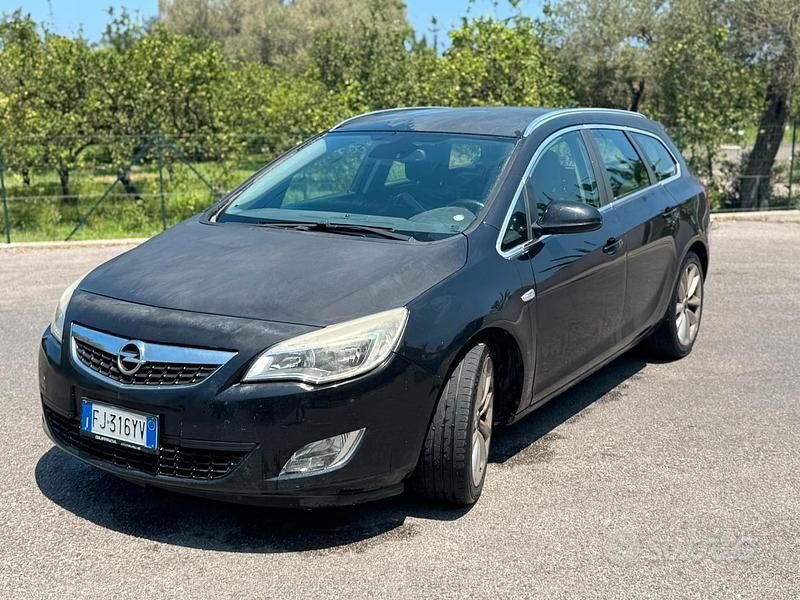 Usata Opel Astra Cosmo 2011 Nero Station wagon
