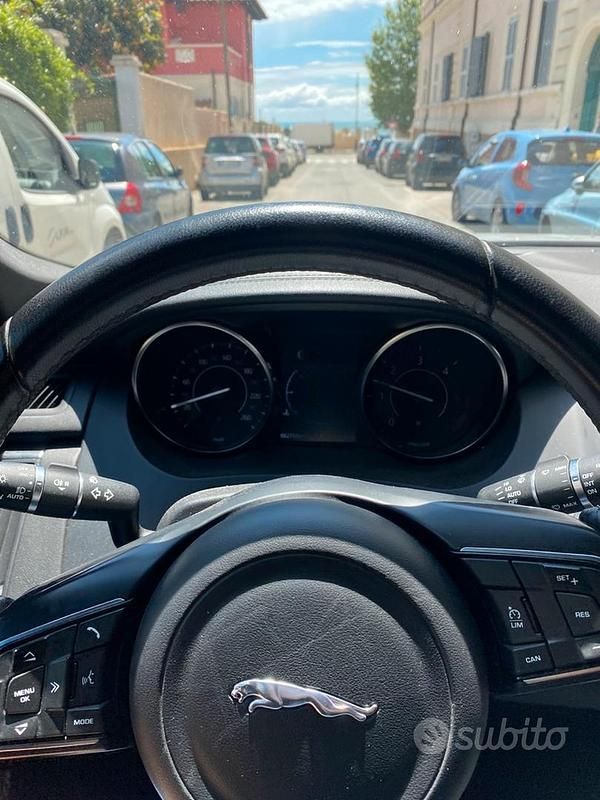 Usata Jaguar E-Pace 2018 SUV