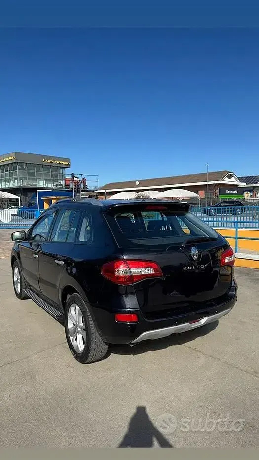 Usata Renault Koleos 150 CV (110 kW) 2011 Nero SUV