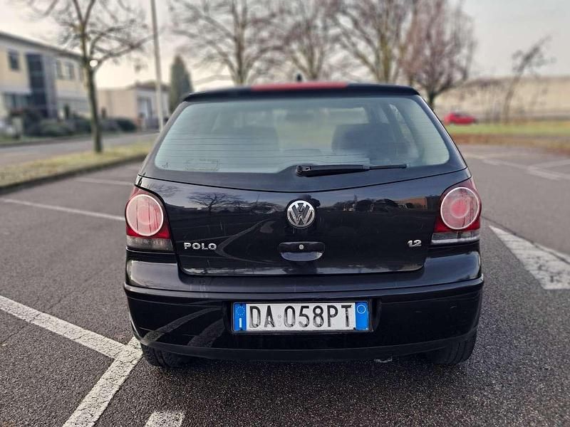 Usata VW Polo Trendline 64 CV (47 kW) 2006 Nero Berlina