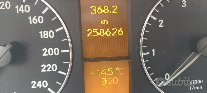 Usata Mercedes A200 95 CV (69 kW) 2006 Nero Utilitaria