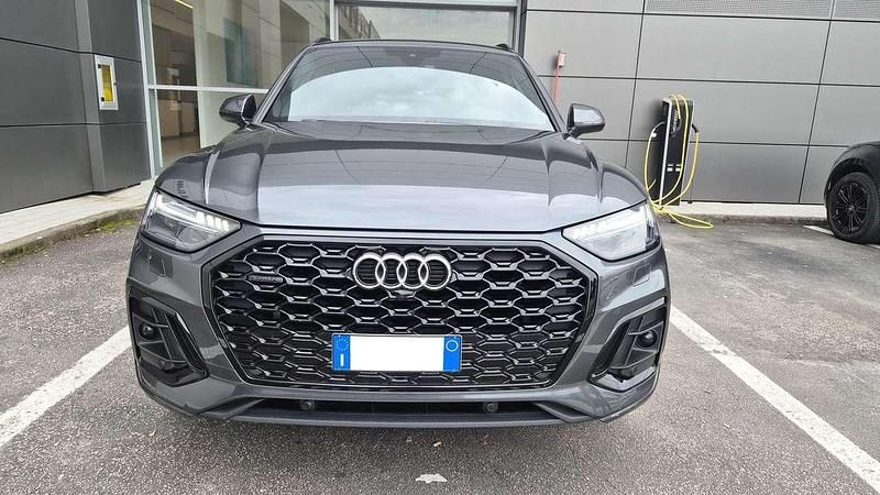 Usata Audi Q5 S-line plus 204 CV (150 kW) 2023 Grigio SUV