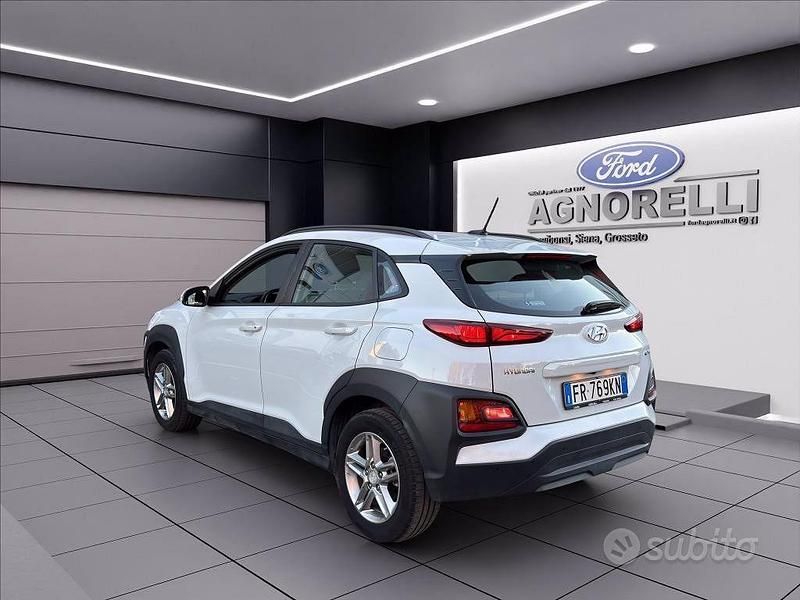 Usata Hyundai Kona Style 120 CV (88 kW) 2018 Bianco SUV