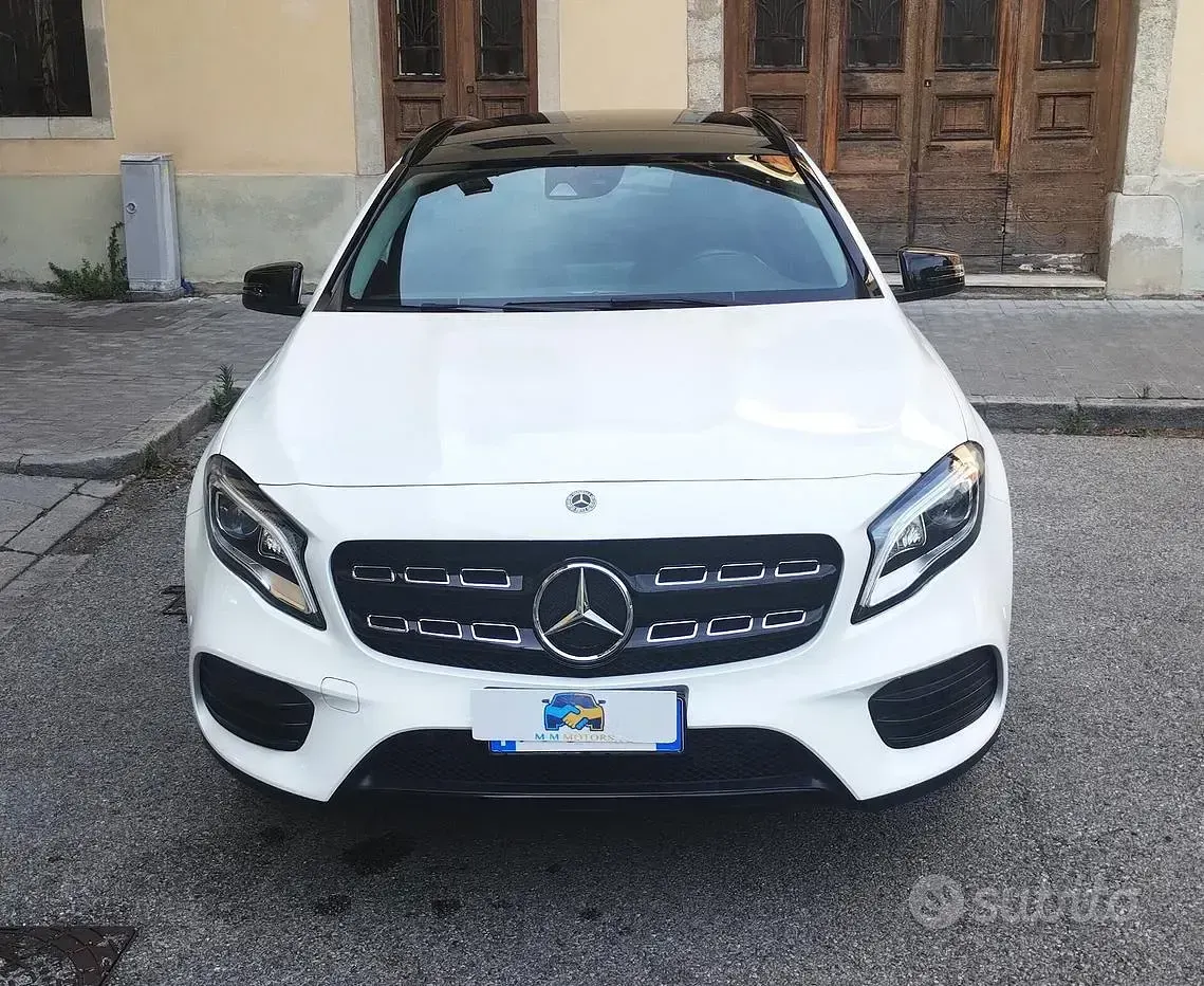 Usata Mercedes GLA200 AMG 136 CV (100 kW) 2019 Bianco SUV