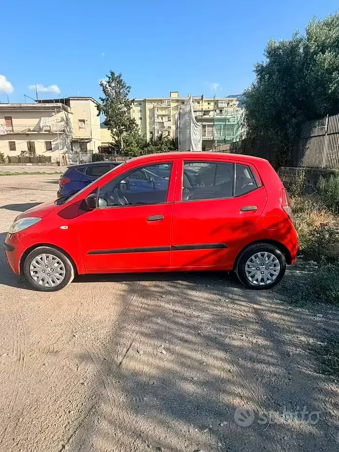 Usata Hyundai i10 66 CV (48 kW) 2009 Rosso Utilitaria