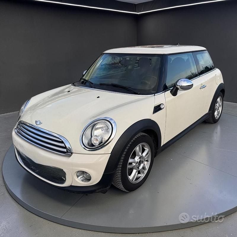 Usata Mini One D 90 CV (66 kW) 2013 Beige Utilitaria