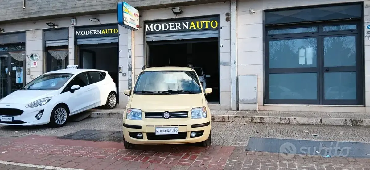 Usata Fiat Panda Emotion 60 CV (44 kW) 2008 Giallo Utilitaria