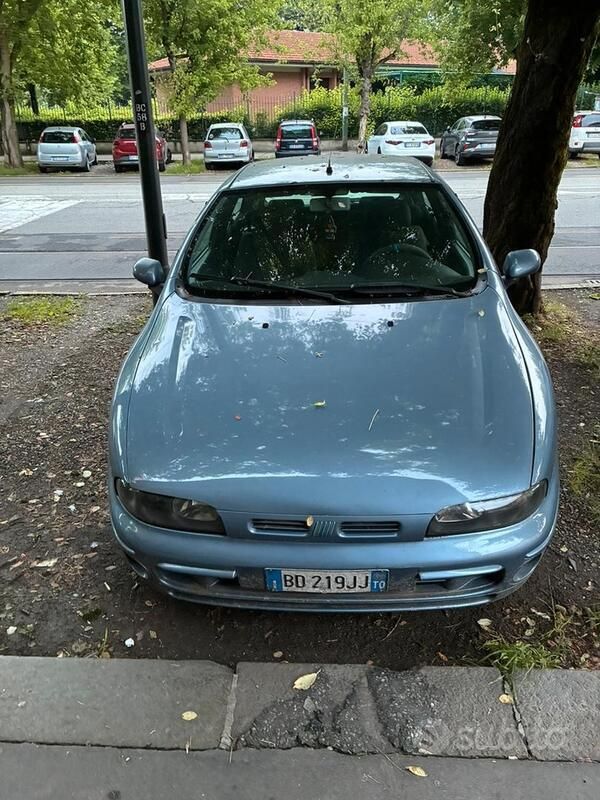 Usata 1999 Fiat Bravo Due volumi | 800 € (Super prezzo) - Immagine 1/4
