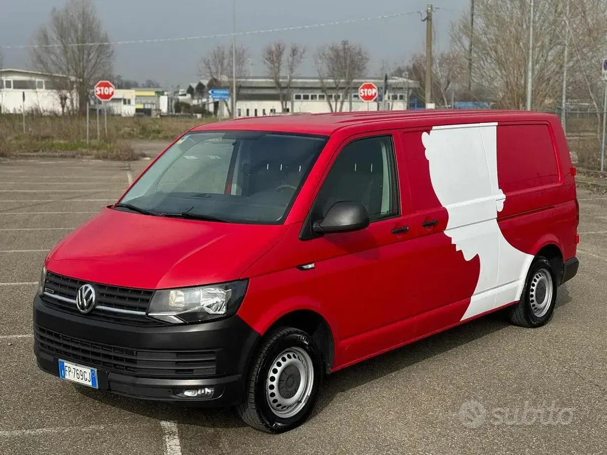 Usata VW T6 150 CV (110 kW) 2018 Rosso Furgone