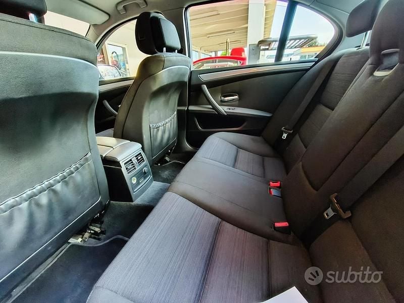 Usata BMW 520 177 CV (130 kW) 2008 Grigio Berlina