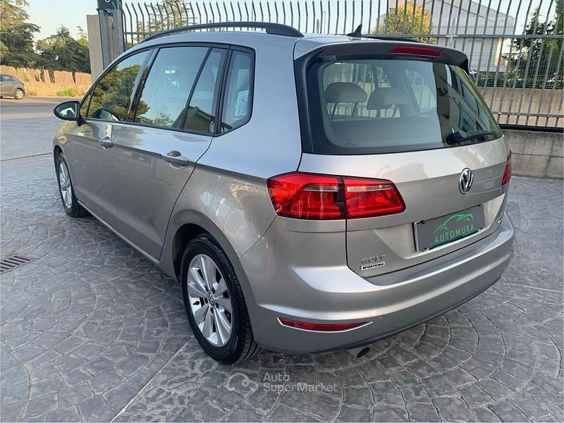 Usata VW Golf Sportsvan Business 110 CV (80 kW) 2015 Beige Monovolume