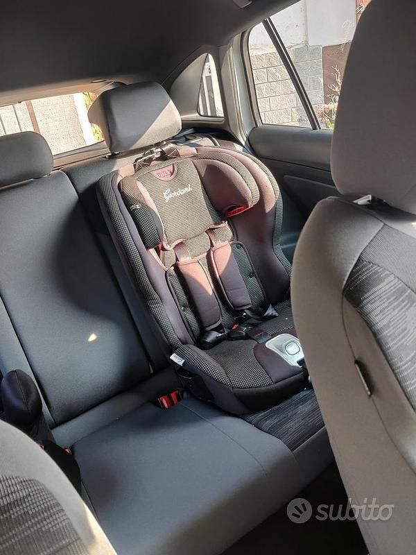 Usata VW ID.4 Pure 125 kW (170 CV) 2023 Bianco SUV