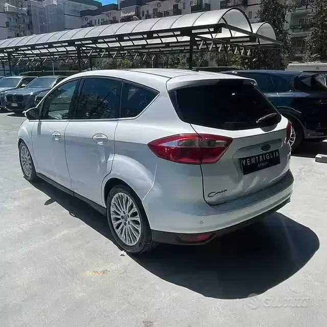 Usata Ford C-MAX Titanium 116 CV (85 kW) 2011 Bianco Monovolume