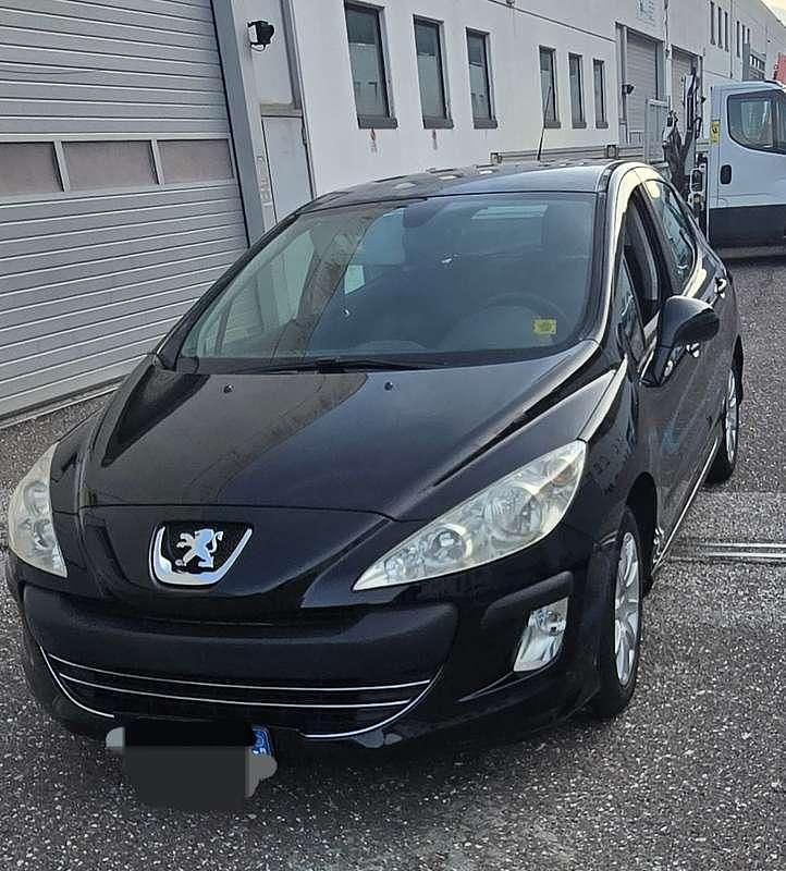 Usata Peugeot 308 120 CV (88 kW) 2008 Nero Berlina