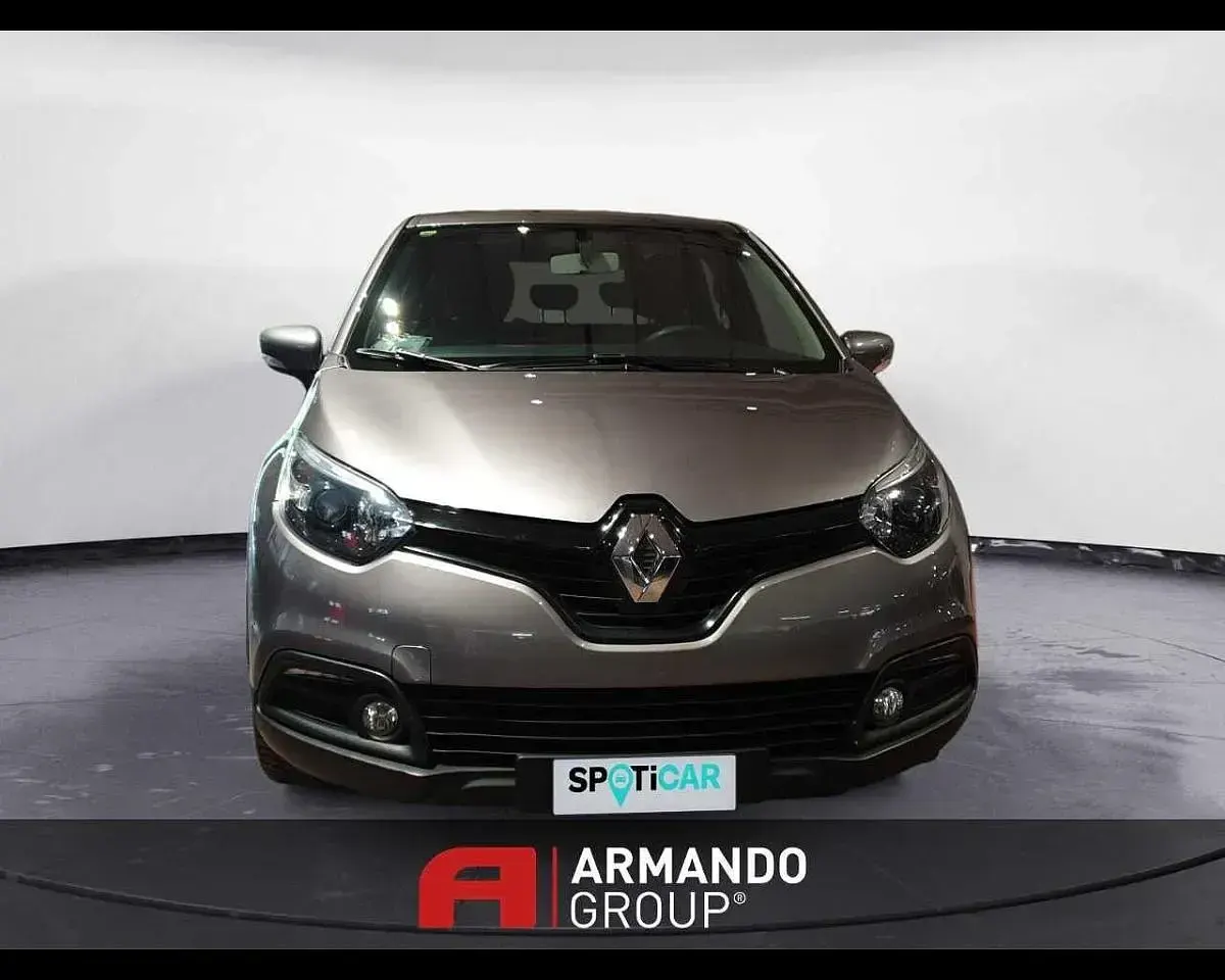 Usata Renault Captur 90 CV (66 kW) 2014 Grigio SUV