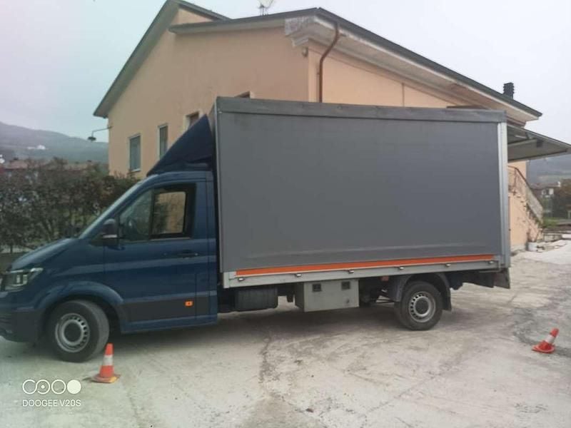 Usata VW Crafter 140 CV (102 kW) 2019 Blu/azzurro Furgone