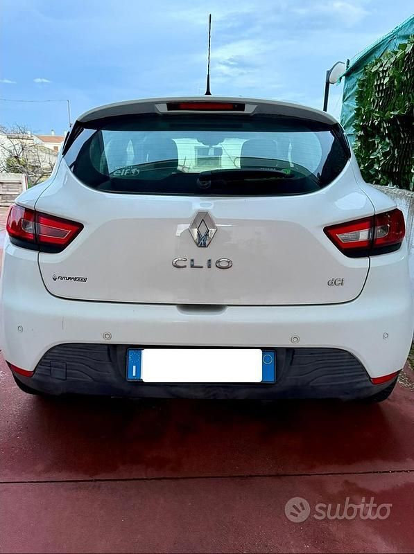 Usata Renault Clio IV 75 CV (55 kW) 2014 Bianco Utilitaria