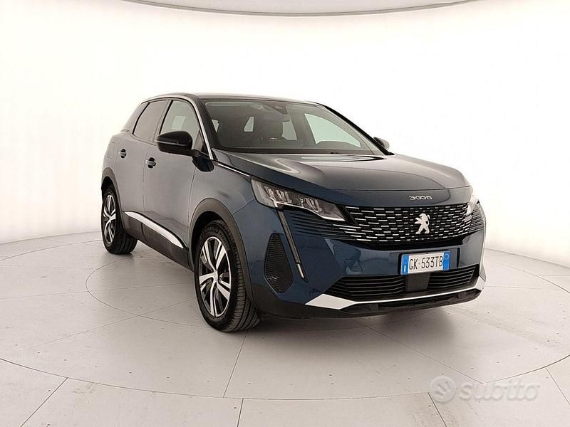 Usata Peugeot 3008 Allure 131 CV (96 kW) 2022 Blu SUV