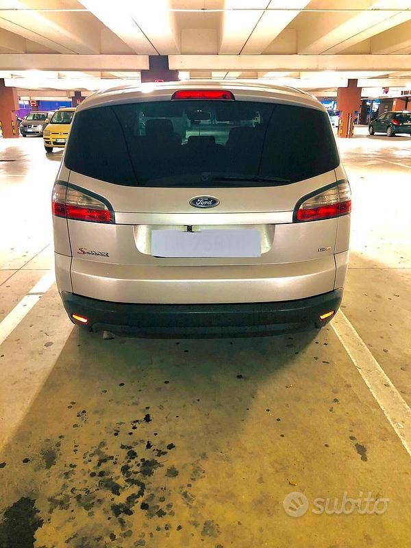 Usata Ford S-MAX S 140 CV (102 kW) 2008 Grigio Monovolume