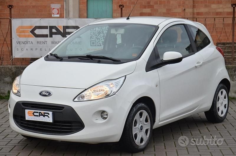 Usata Ford Ka 69 CV (50 kW) 2015 Bianco Berlina