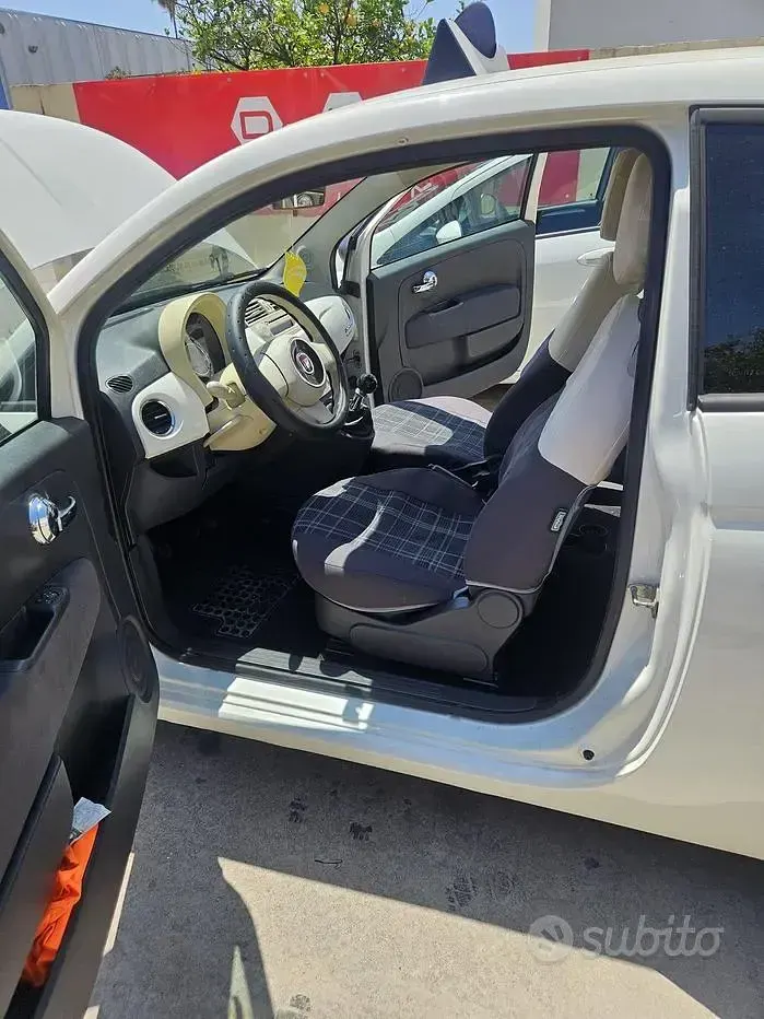 Usata Fiat 500 69 CV (50 kW) 2009 Bianco Cabrio