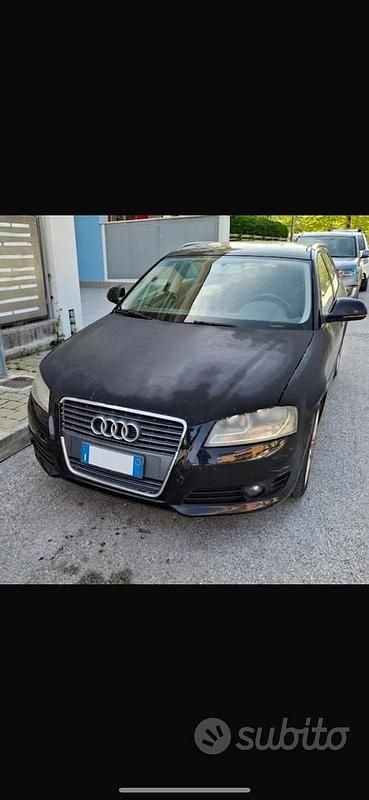 Usata Audi A3 Ambition 105 CV (77 kW) 2010 Nero Utilitaria