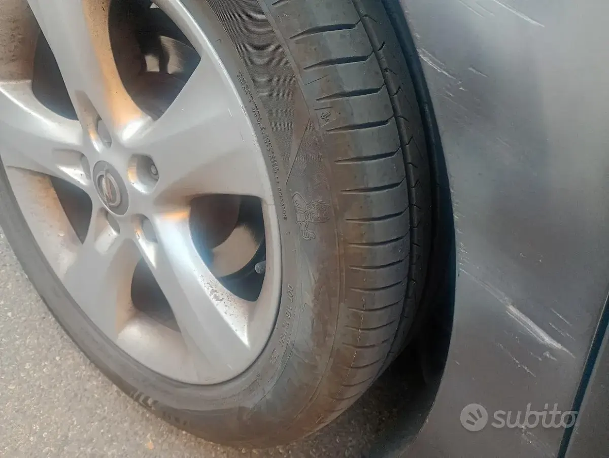 Usata Opel Astra 110 CV (80 kW) 2011 Grigio Station wagon