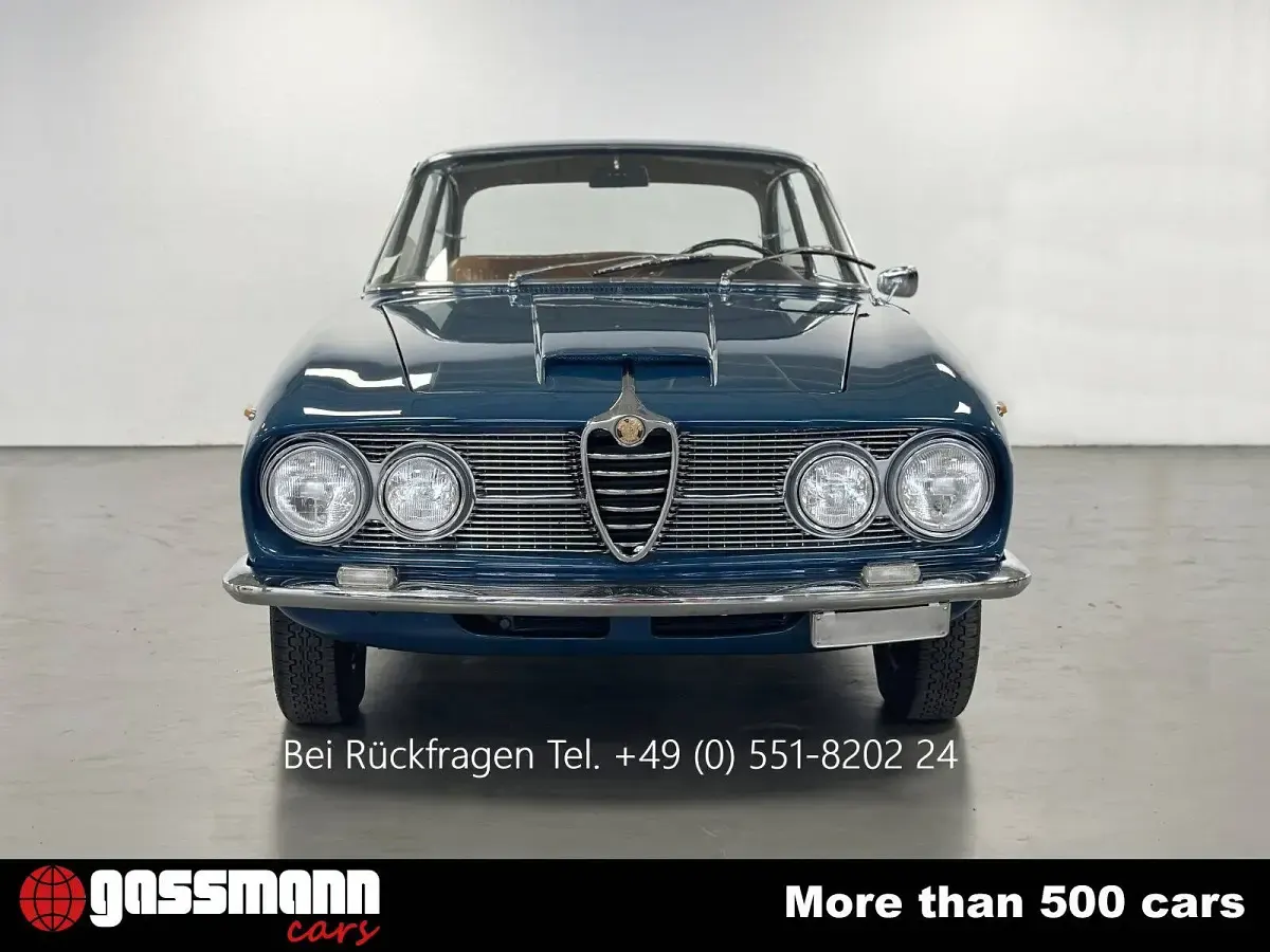 Usata Alfa Romeo 2600 Sprint 145 CV (106 kW) 1965 Blu Coupé