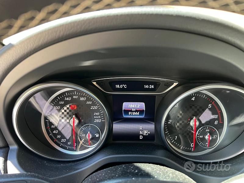 Usata Mercedes A180 109 CV (80 kW) 2018 Grigio Berlina