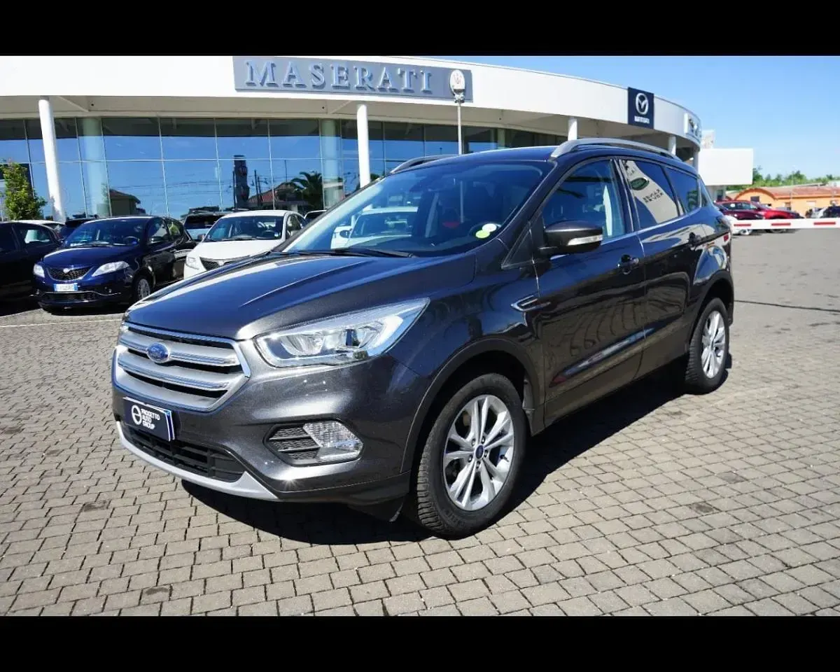 Usata Ford Kuga Titanium 120 CV (88 kW) 2018 SUV