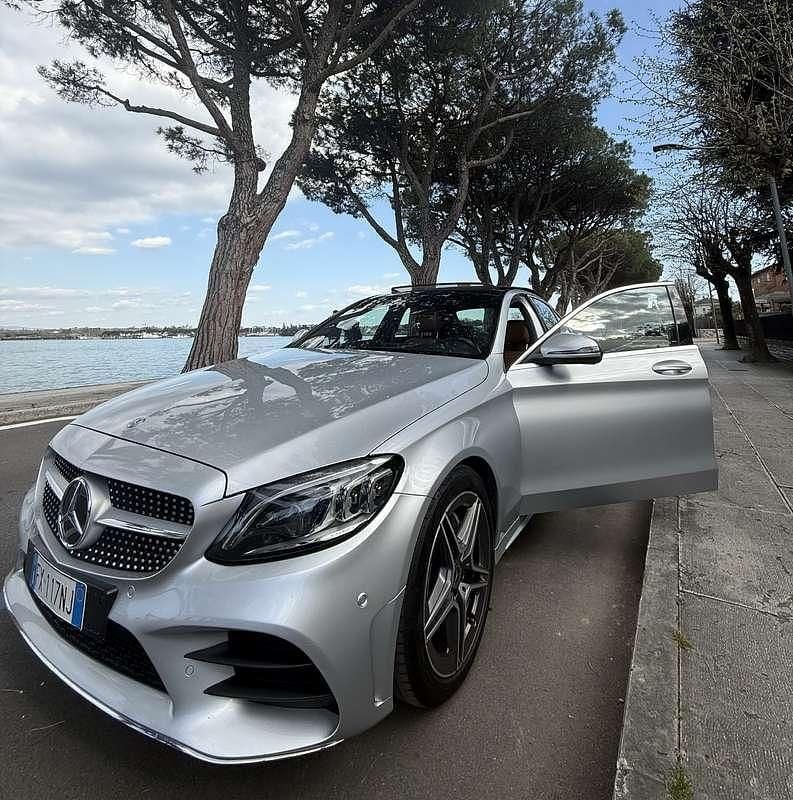 Usata 2019 Mercedes C200 Premium Tre volumi | 24.900 € (Buon prezzo) - Immagine 1/4
