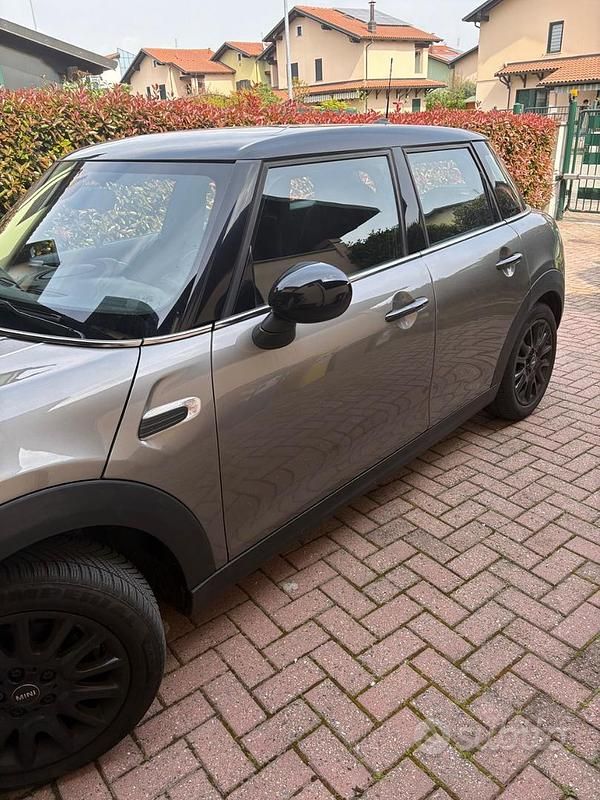 Occasion Mini Cooper D 116 ch (85 kW) 2017 Gris Citadine