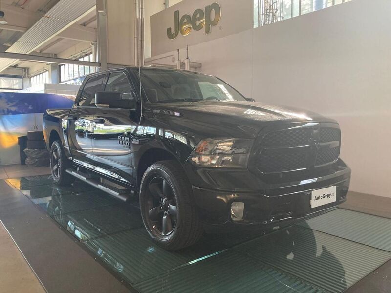 Usata RAM 1500 400 CV (294 kW) 2024 Nero Pick-up