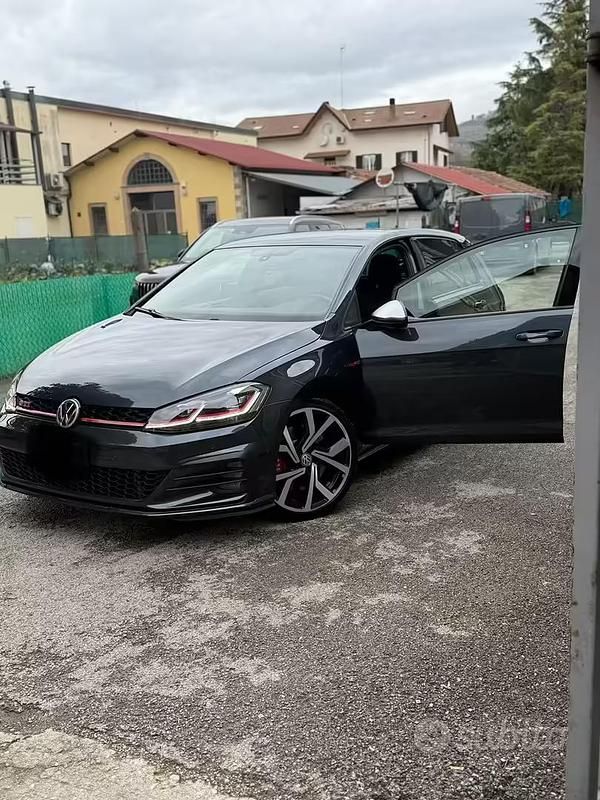 Używany VW Golf VII GTI 230 KM (169 kW) 2019 Sedan/Limuzyna