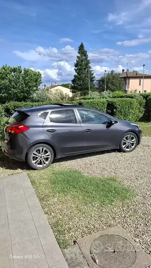 Usata Kia Ceed 128 CV (94 kW) 2012 Nero Utilitaria