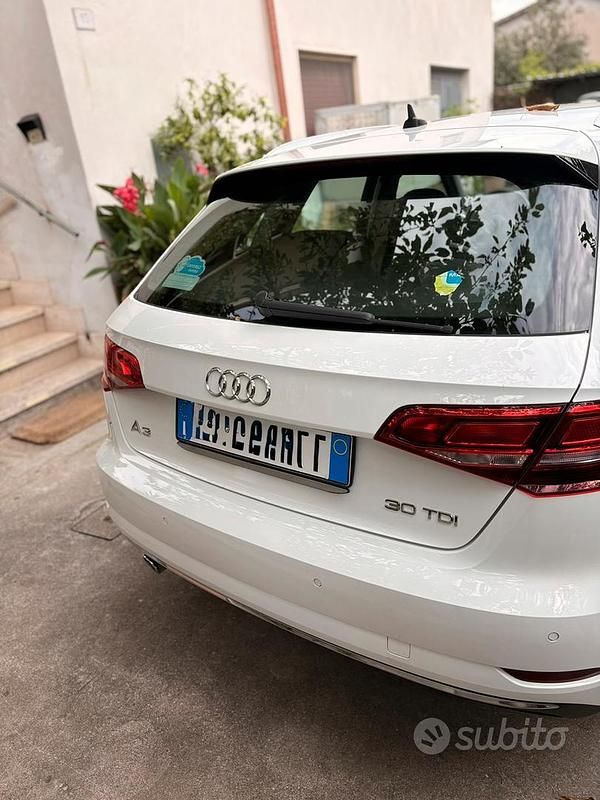 Usata Audi A3 Design 110 CV (80 kW) 2018 Bianco Berlina