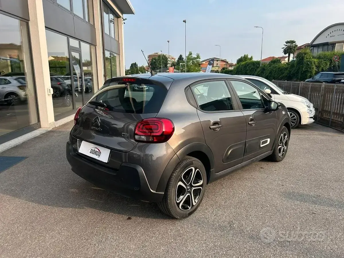 Usata Citroën C3 102 CV (75 kW) 2024 Grigio Berlina