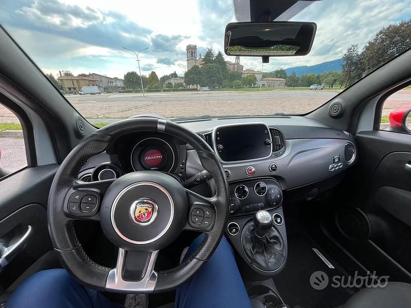 Usata Abarth 595 Pista 160 CV (117 kW) 2017 Grigio Utilitaria