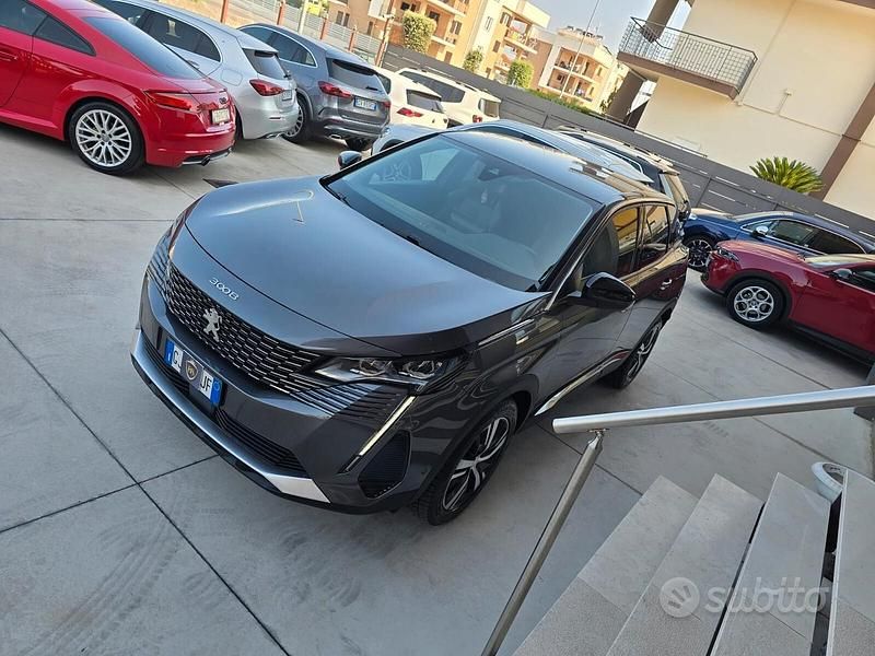 Usata Peugeot 3008 Allure 131 CV (96 kW) 2022 Grigio SUV